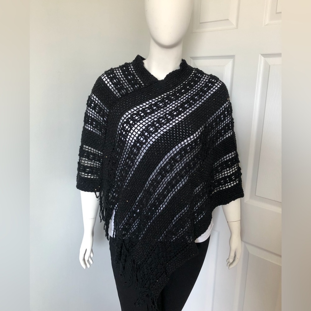 Black Sequins Knit Fringed Poncho
